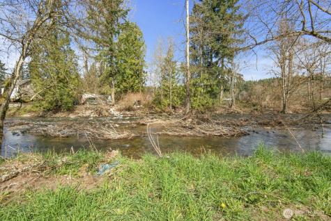 315 Highway 162 E South Prairie WA 98385