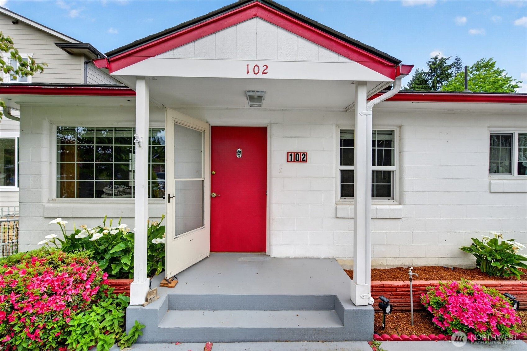 102 Nelson Avenue Kelso WA 98626