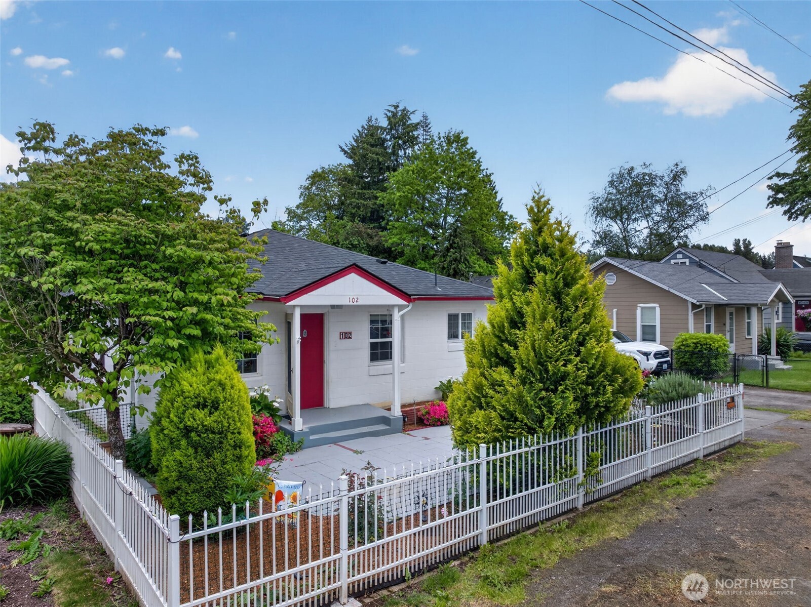 102 Nelson Avenue Kelso WA 98626