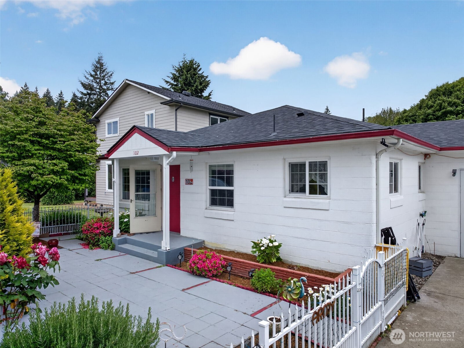 102 Nelson Avenue Kelso WA 98626