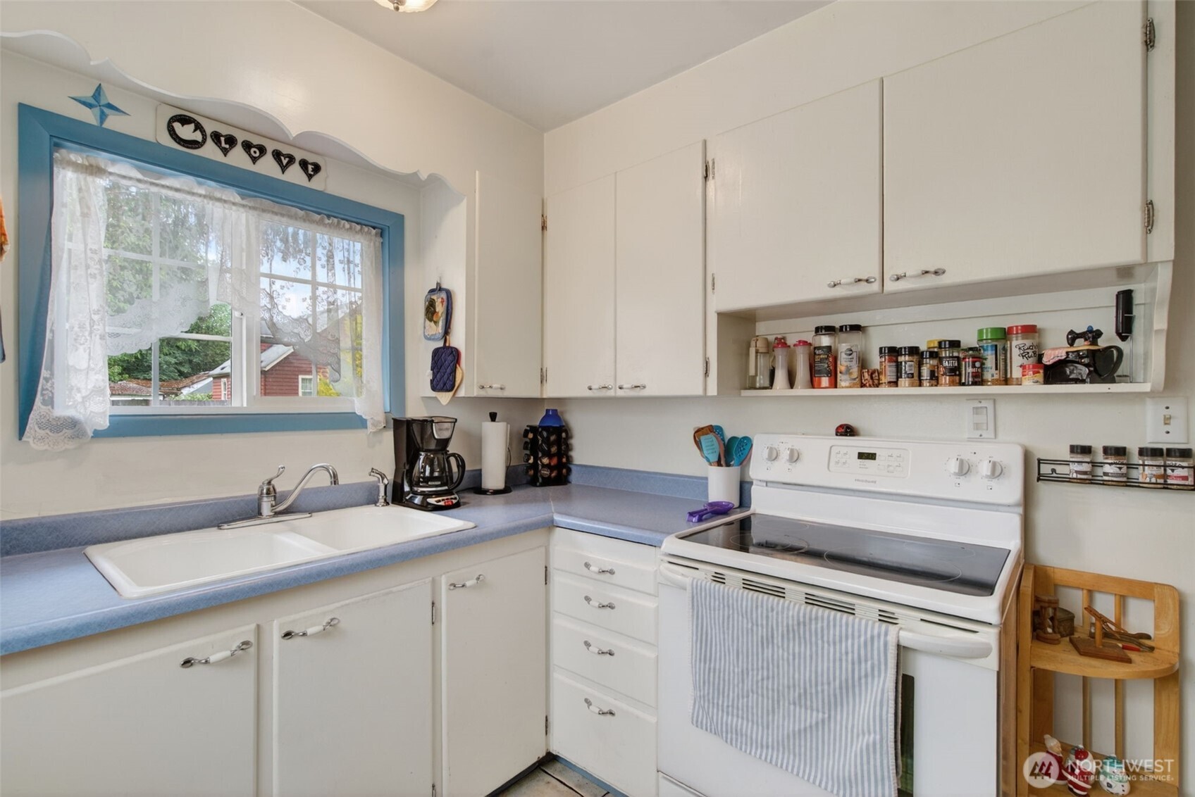 102 Nelson Avenue Kelso WA 98626