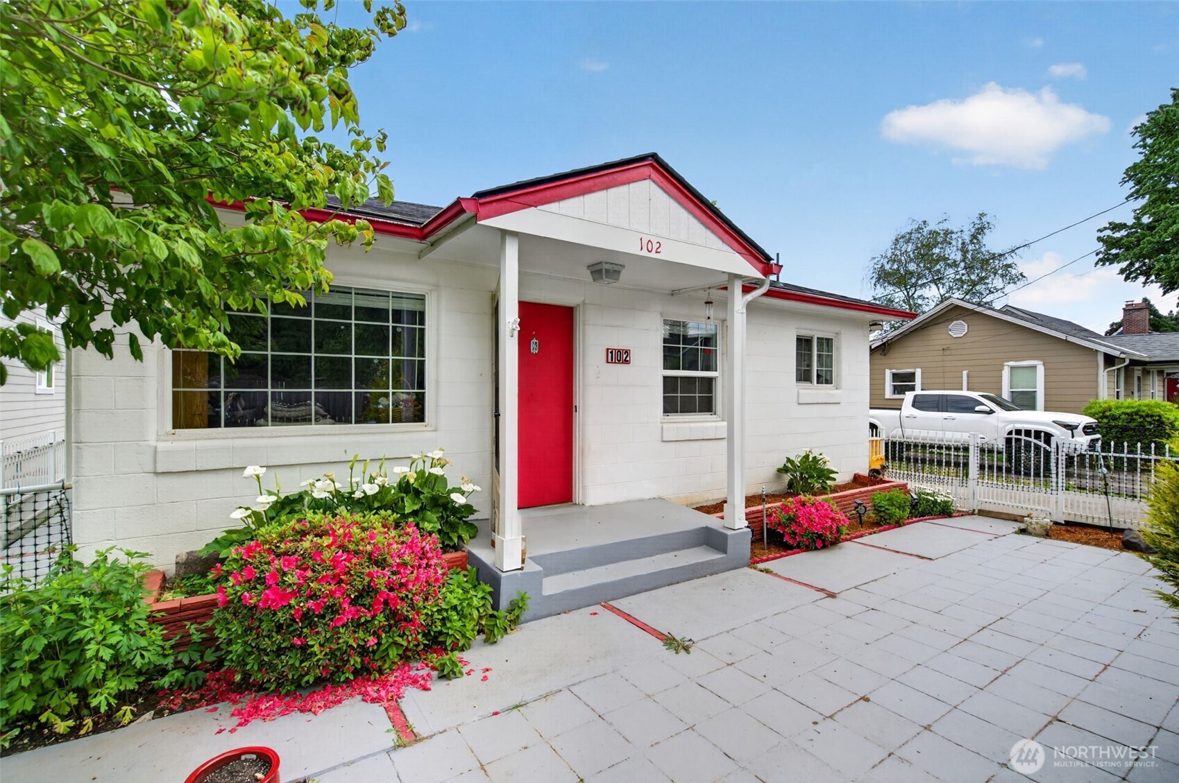102 Nelson Avenue Kelso WA 98626
