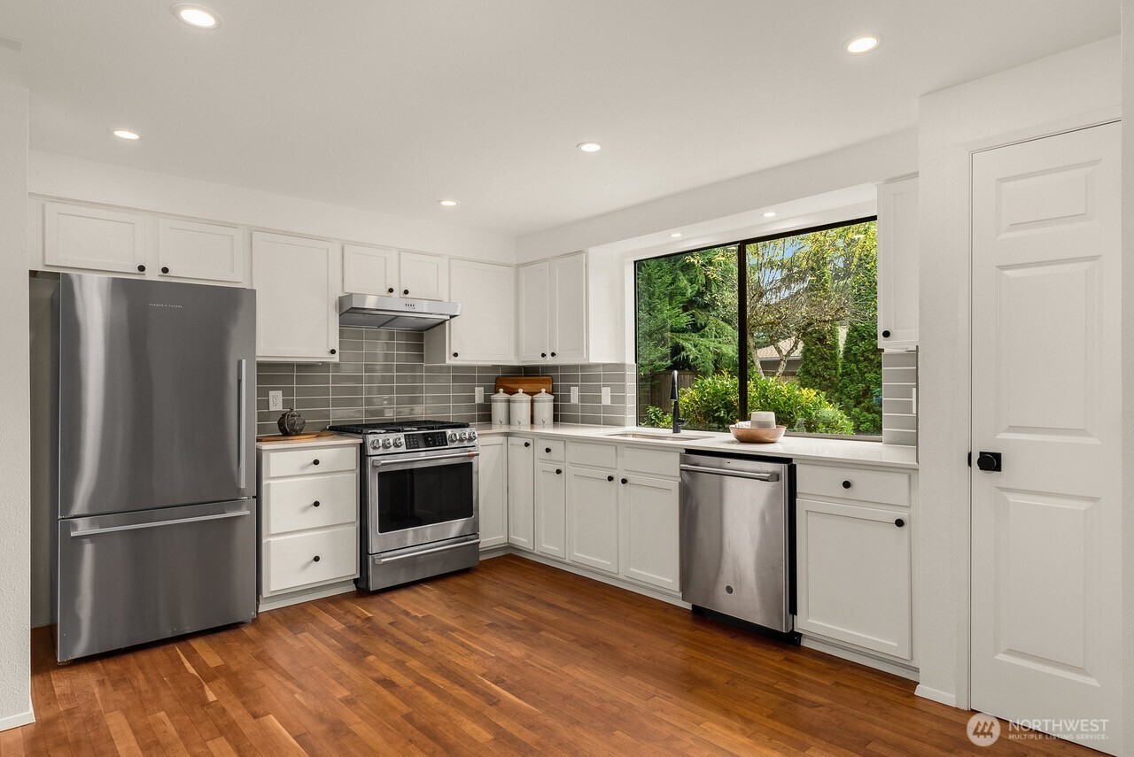10703 NE 53rd Street Kirkland WA 98033
