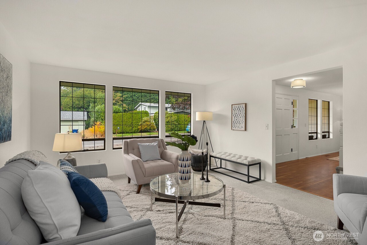 10703 NE 53rd Street Kirkland WA 98033