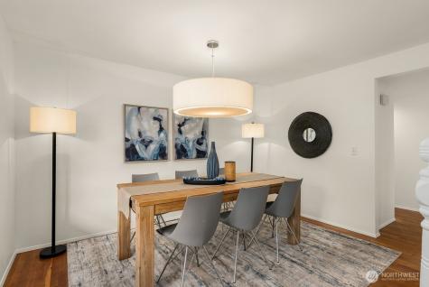 10703 NE 53rd Street Kirkland WA 98033