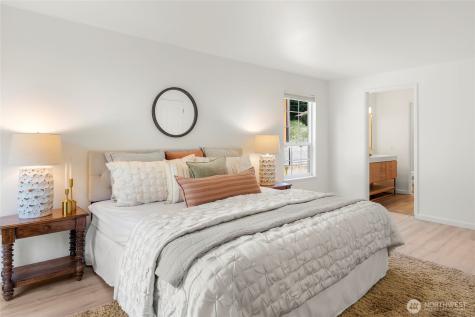 21204 8th Place W Lynnwood WA 98036