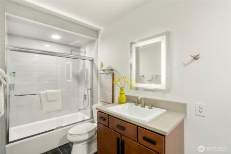 21204 8th Place W Lynnwood WA 98036