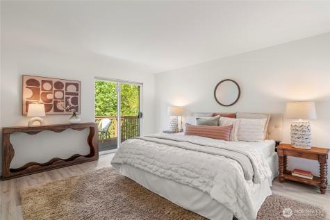 21204 8th Place W Lynnwood WA 98036