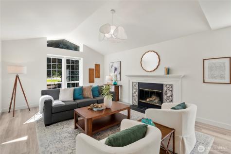 21204 8th Place W Lynnwood WA 98036