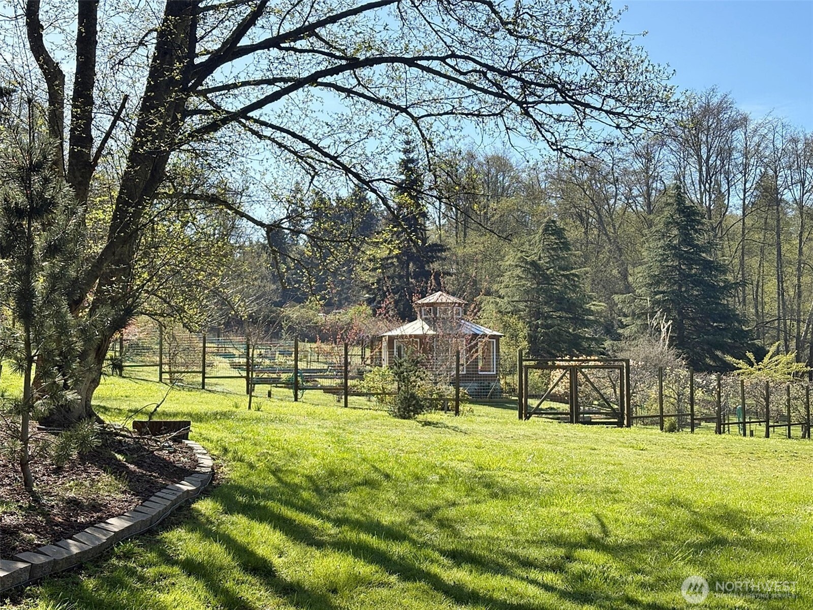 898 E Meadowood Lane Freeland WA 98249