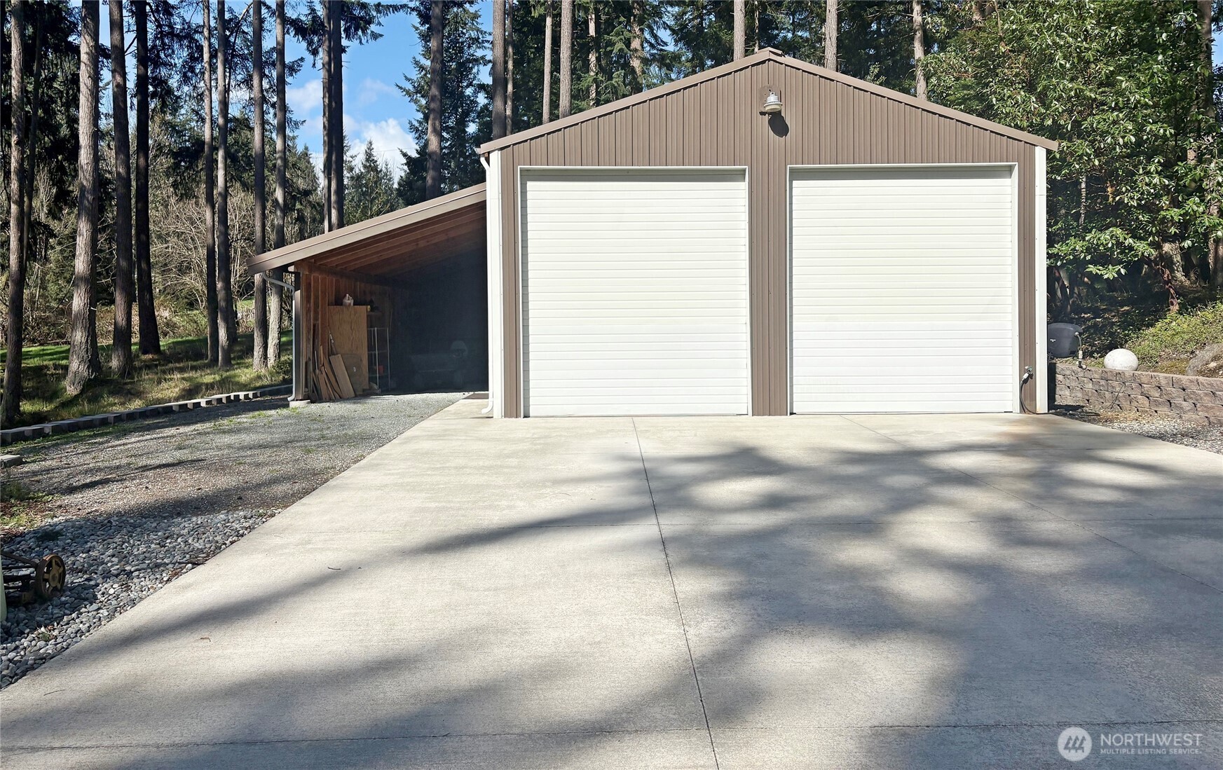 898 E Meadowood Lane Freeland WA 98249
