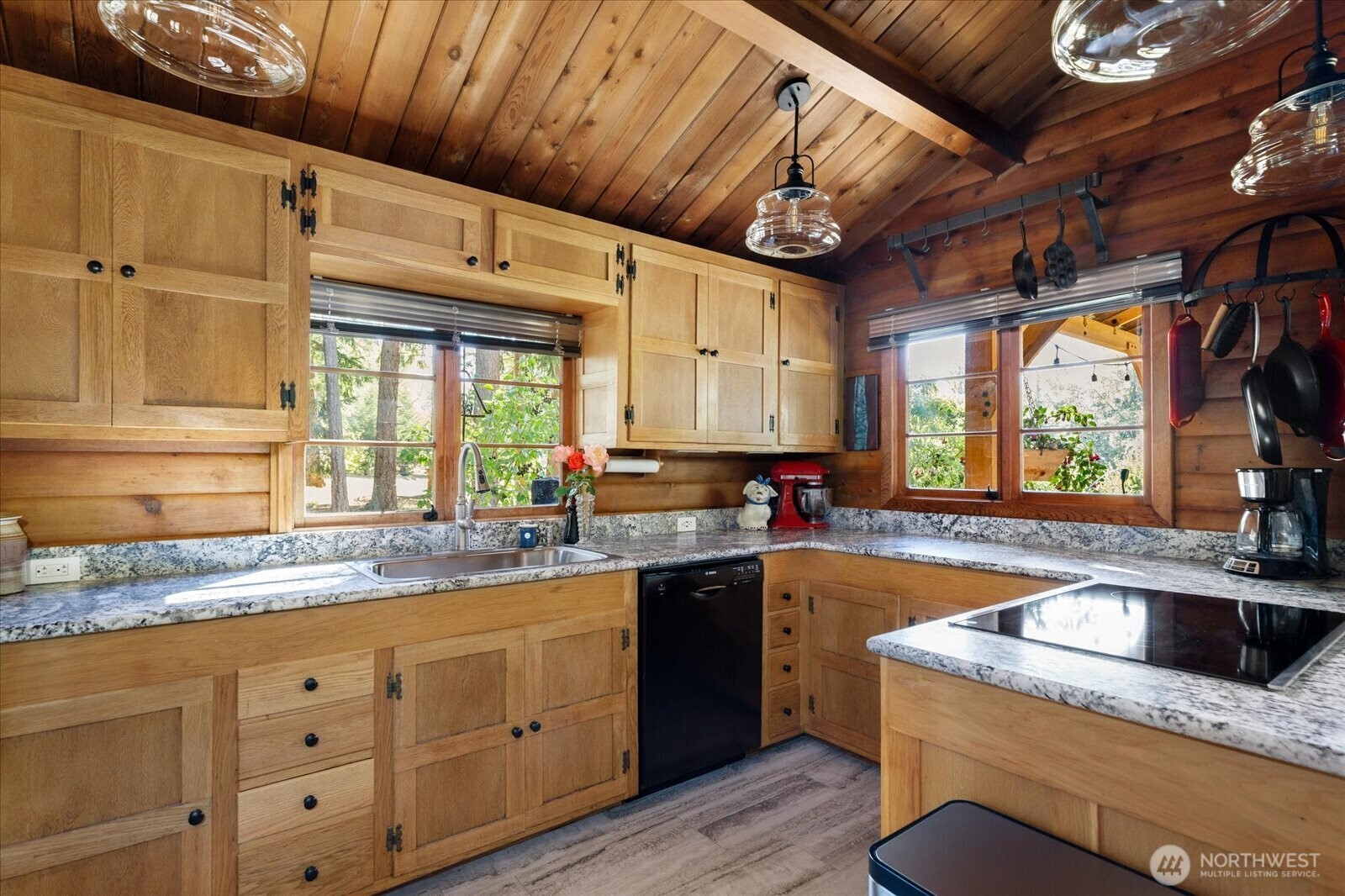 898 E Meadowood Lane Freeland WA 98249