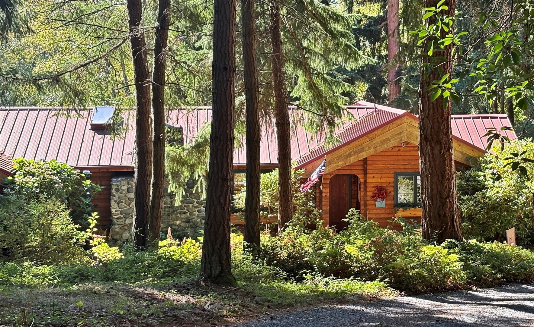 898 E Meadowood Lane Freeland WA 98249