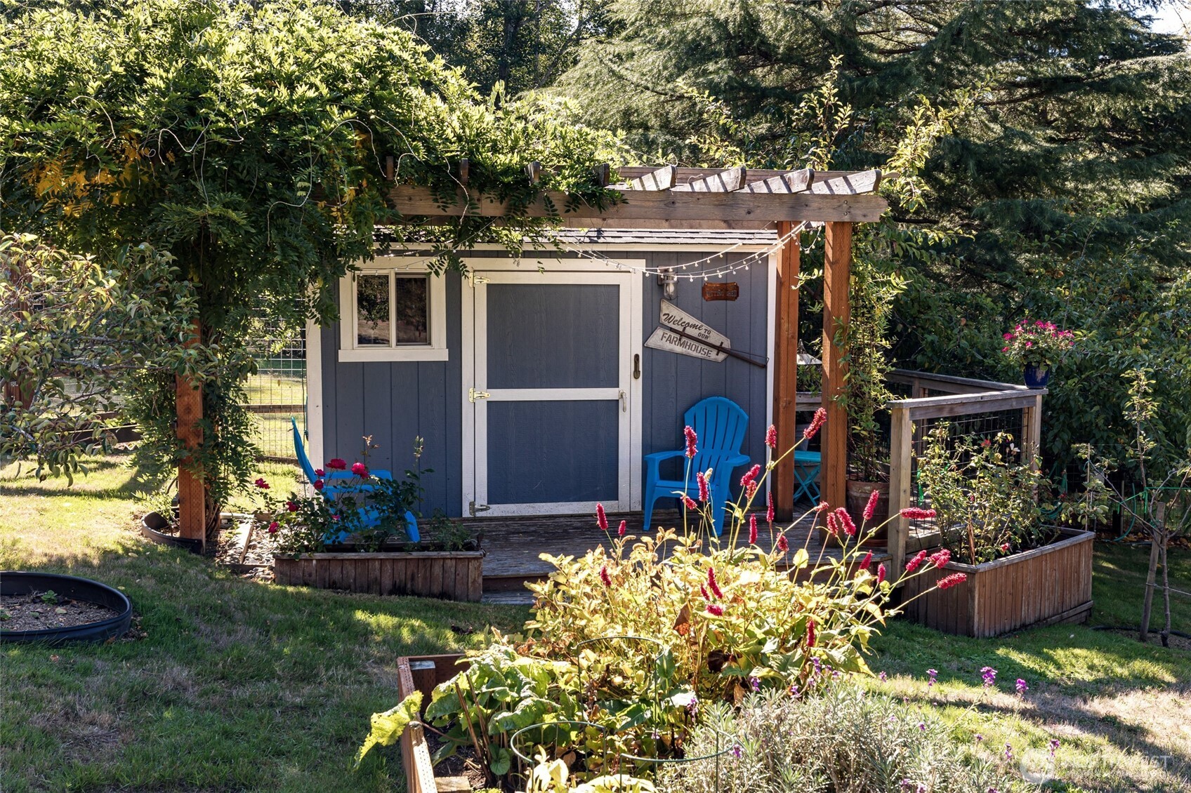 898 E Meadowood Lane Freeland WA 98249