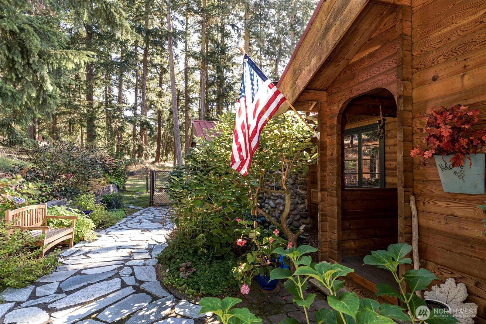 898 E Meadowood Lane Freeland WA 98249