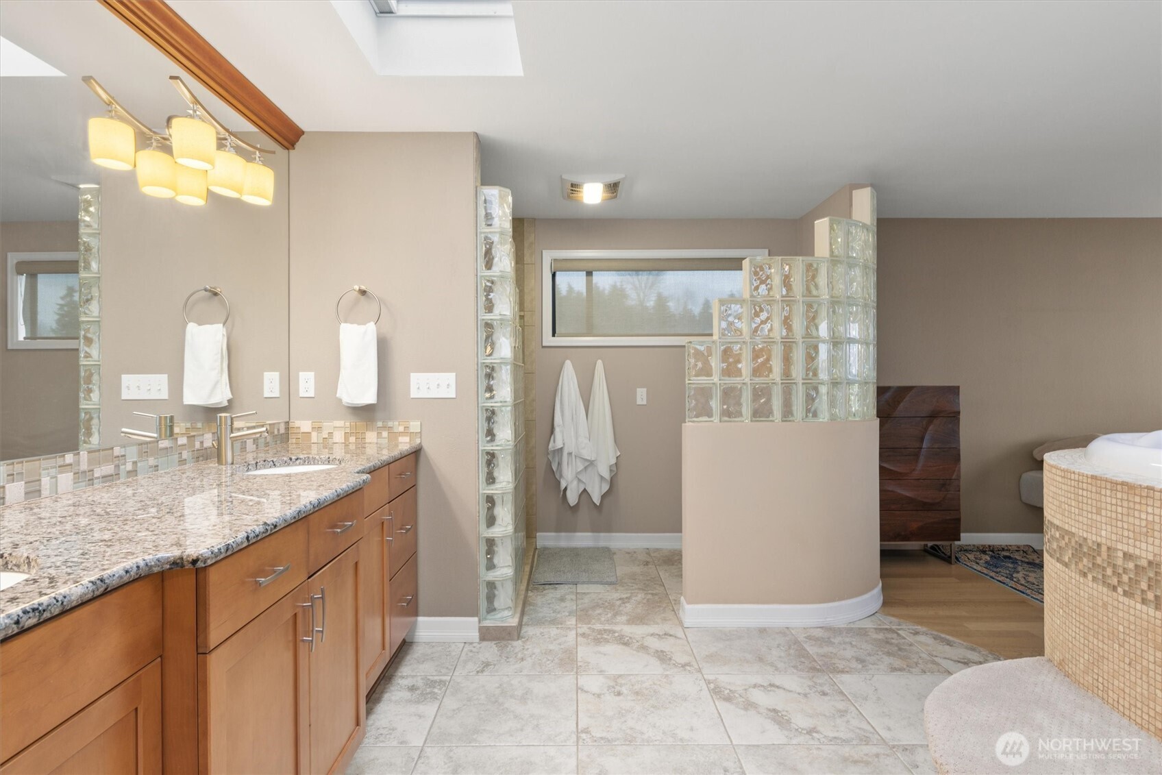 505 S Marine Hills Way Federal Way WA 98003