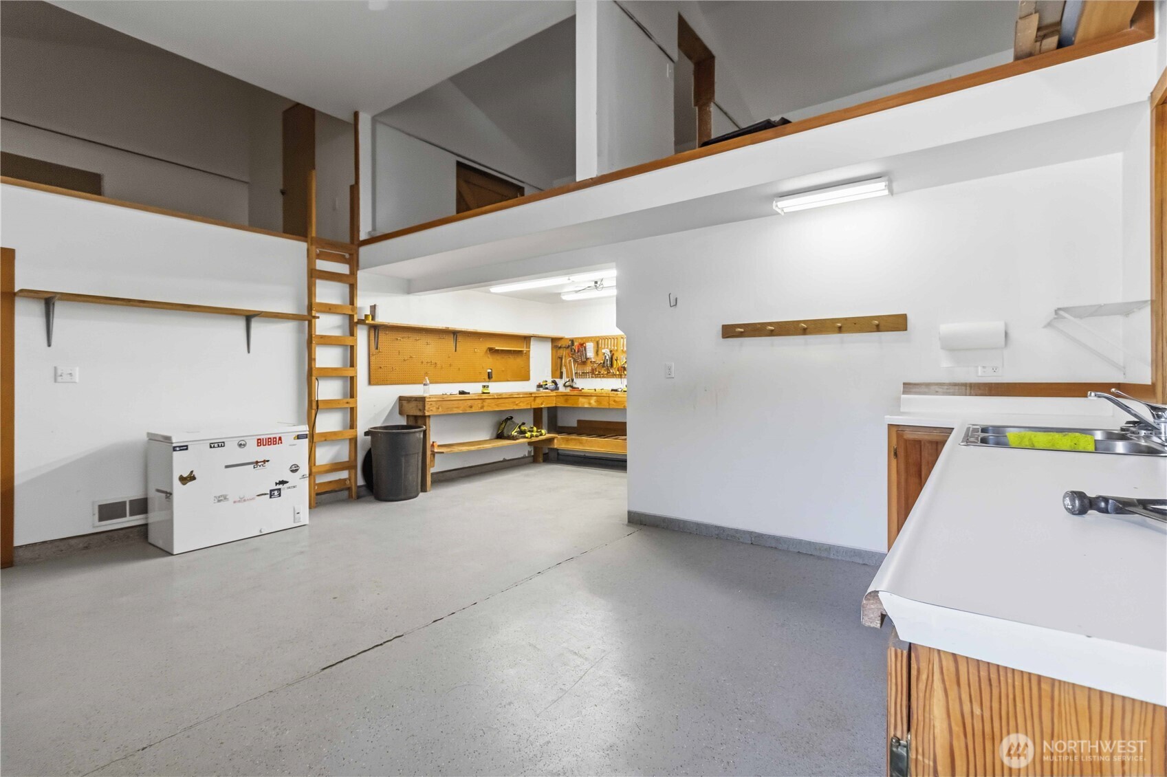 359 Frank Smith Road Toutle WA 98649
