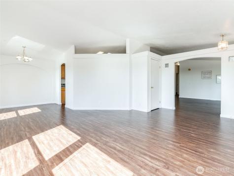 1712 Mount Pleasant Road Kelso WA 98626