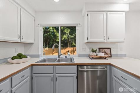 1416 218th Place SW Lynnwood WA 98036