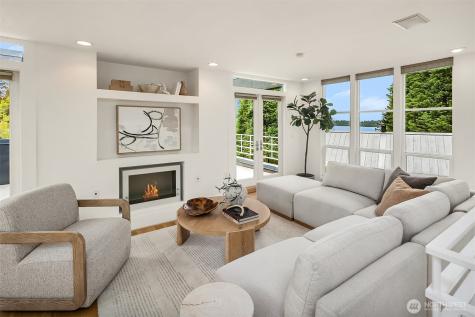 1023 14th Place W Kirkland WA 98033