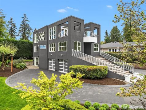 1023 14th Place W Kirkland WA 98033