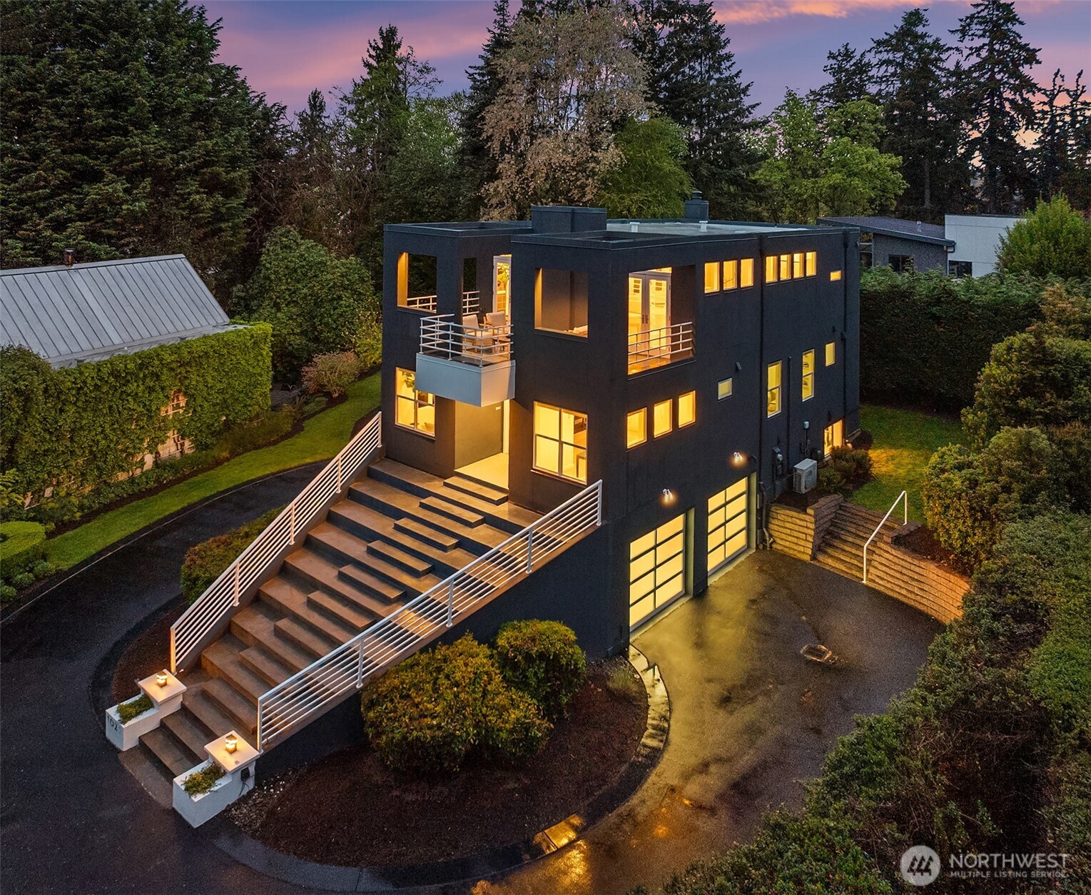 1023 14th Place W Kirkland WA 98033