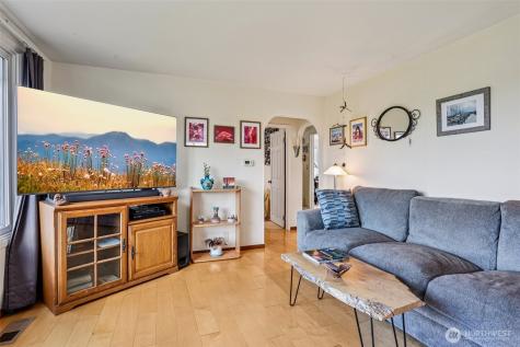 4913 W Sunnyside Boulevard Marysville WA 98270