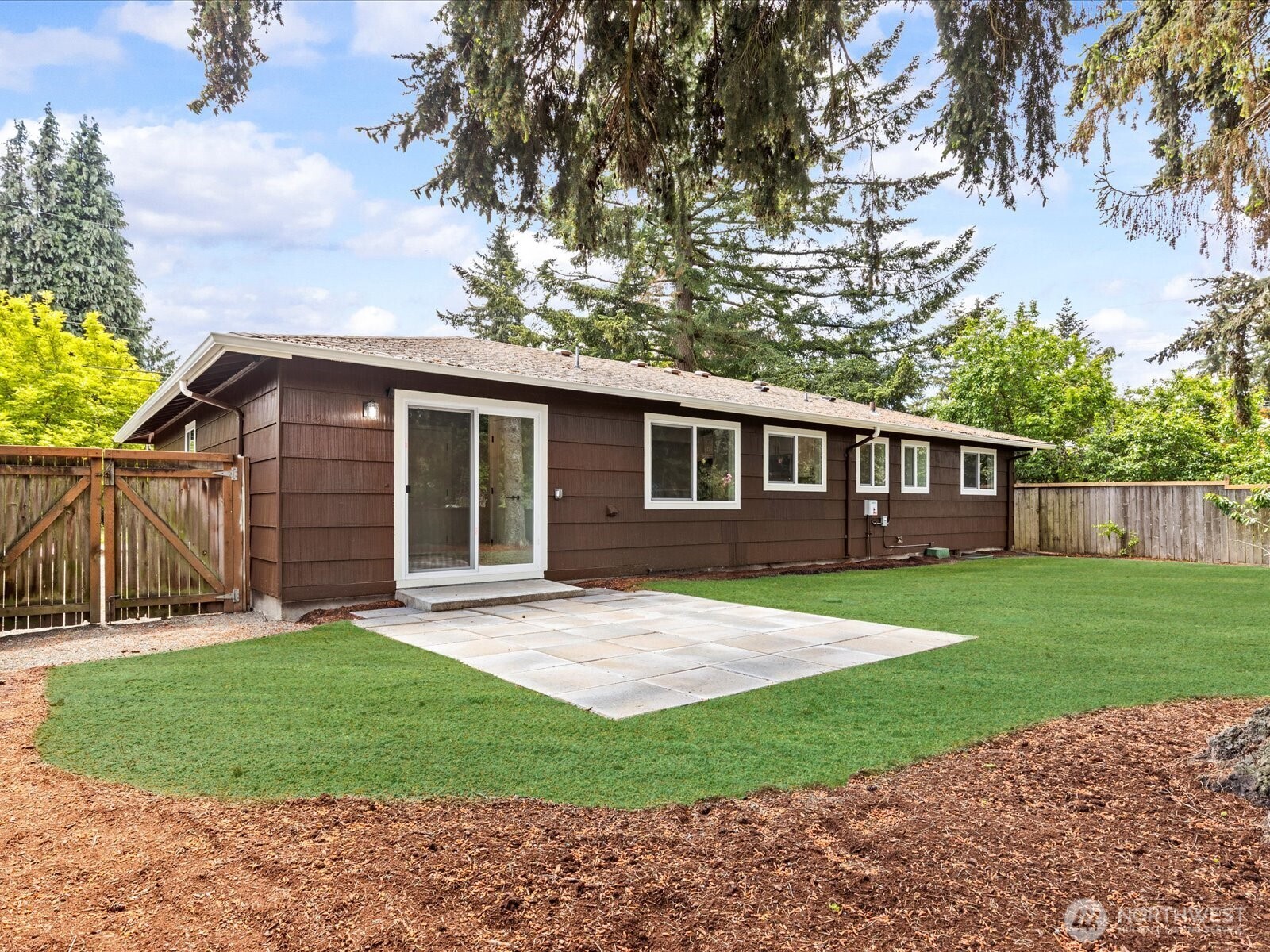 418 S 190th Street Burien WA 98148