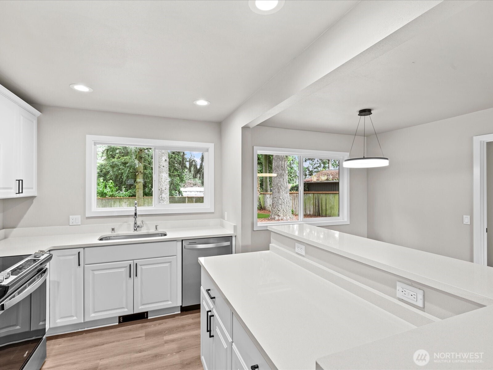 418 S 190th Street Burien WA 98148