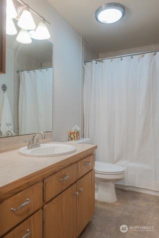 5417 NE Haig Place Kingston WA 98346