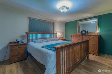 5417 NE Haig Place Kingston WA 98346