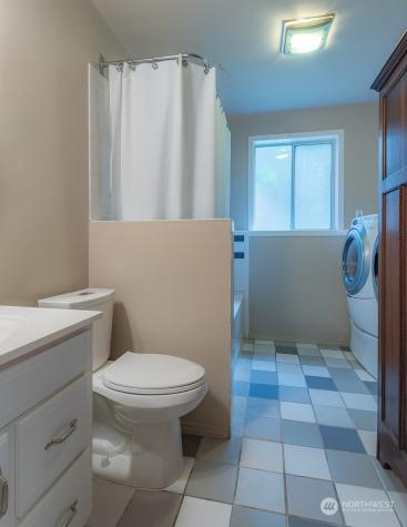 5417 NE Haig Place Kingston WA 98346