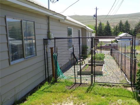 926 4th Avenue S Okanogan WA 98840