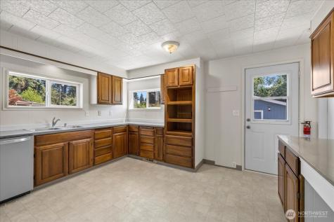 806 4th Street SE Auburn WA 98002