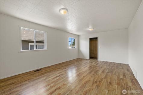806 4th Street SE Auburn WA 98002