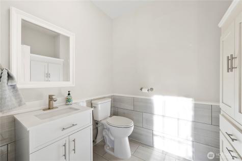 1242 Youngwood Road Camano Island WA 98282