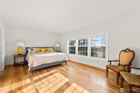 1242 Youngwood Road Camano Island WA 98282