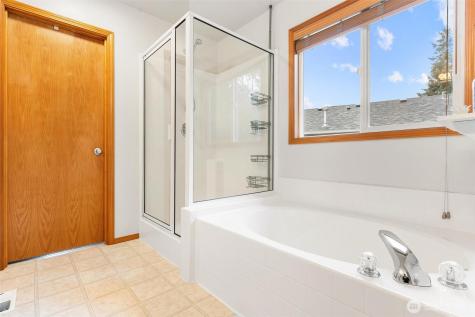 23425 SE 261st Court Maple Valley WA 98038