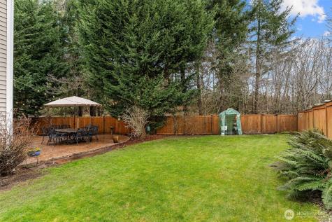 23425 SE 261st Court Maple Valley WA 98038