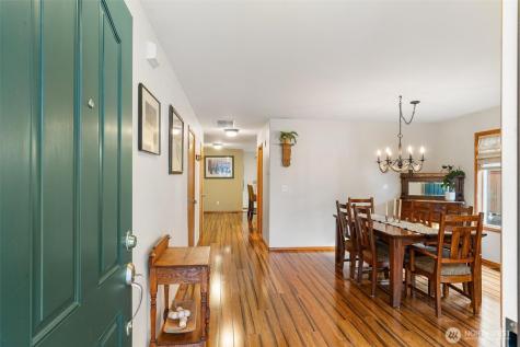 23425 SE 261st Court Maple Valley WA 98038