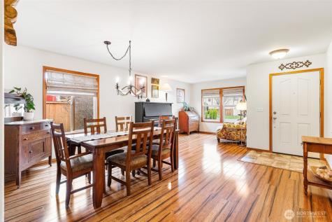 23425 SE 261st Court Maple Valley WA 98038