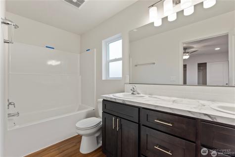 602 Karen Avenue Royal City WA 99357
