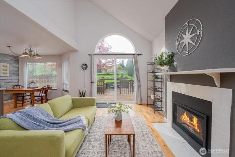 19906 28th Avenue W Lynnwood WA 98036