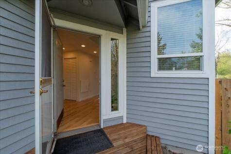 19906 28th Avenue W Lynnwood WA 98036