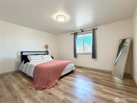 611 Hillcrest Circle Drive Omak WA 98841