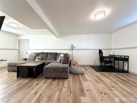 611 Hillcrest Circle Drive Omak WA 98841