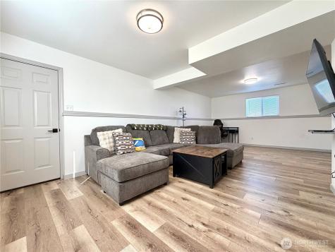 611 Hillcrest Circle Drive Omak WA 98841