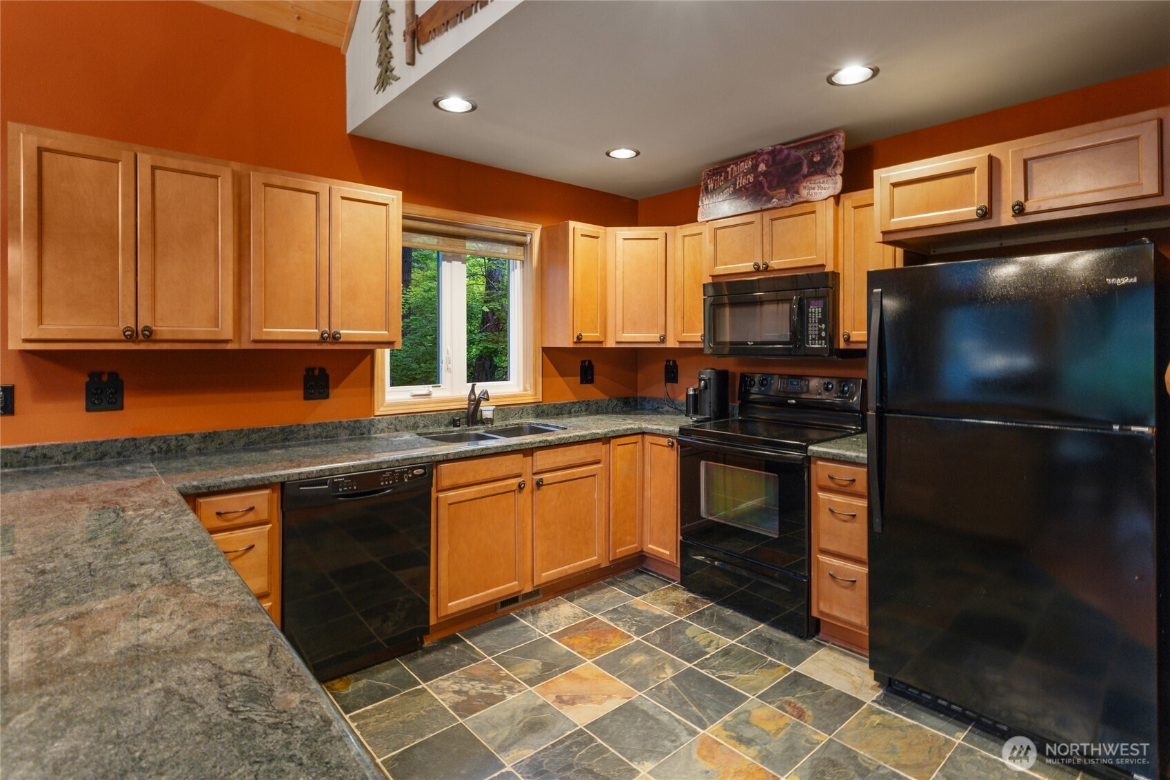 350 Redwood Lane Ronald WA 98940