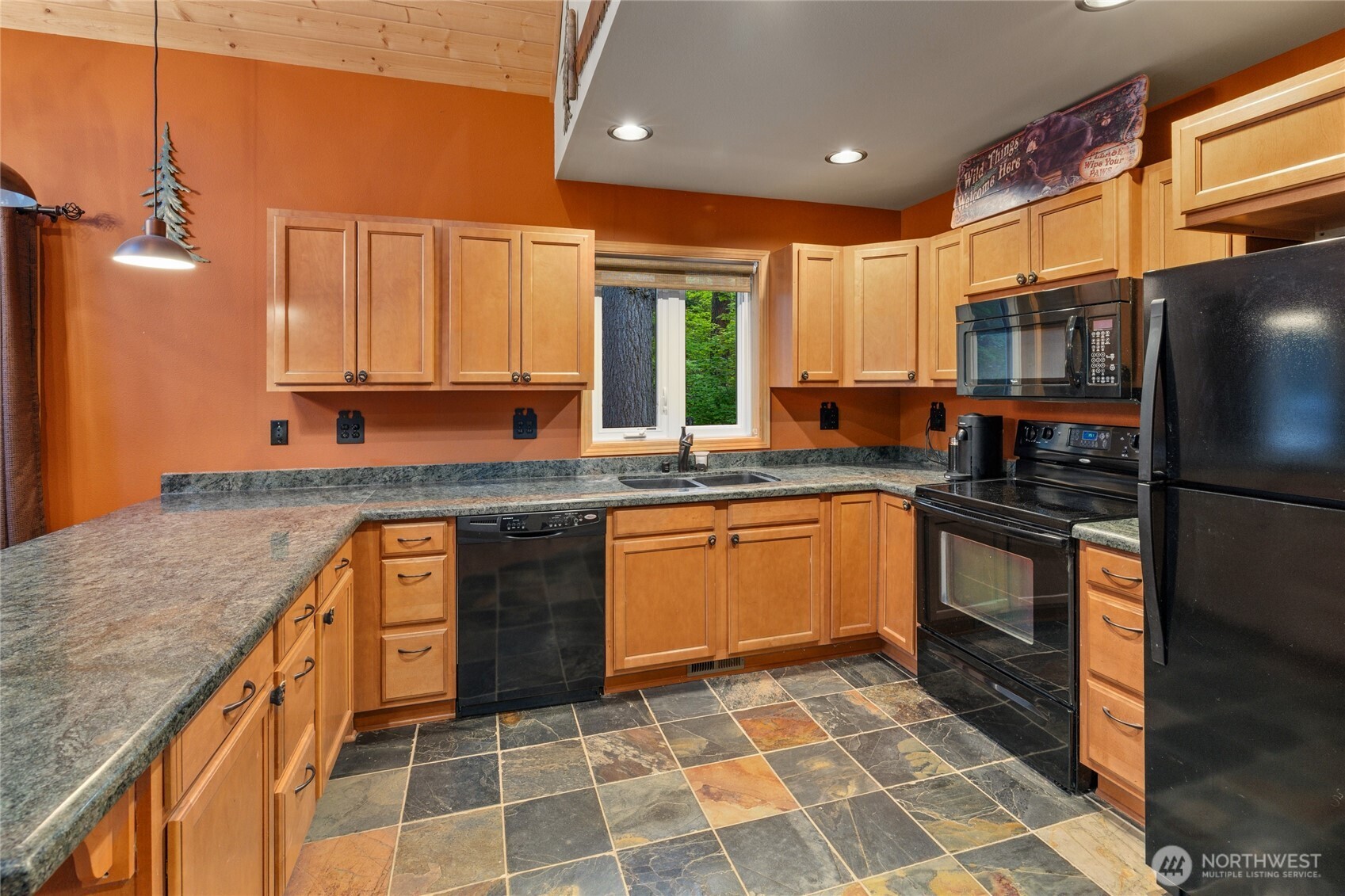 350 Redwood Lane Ronald WA 98940