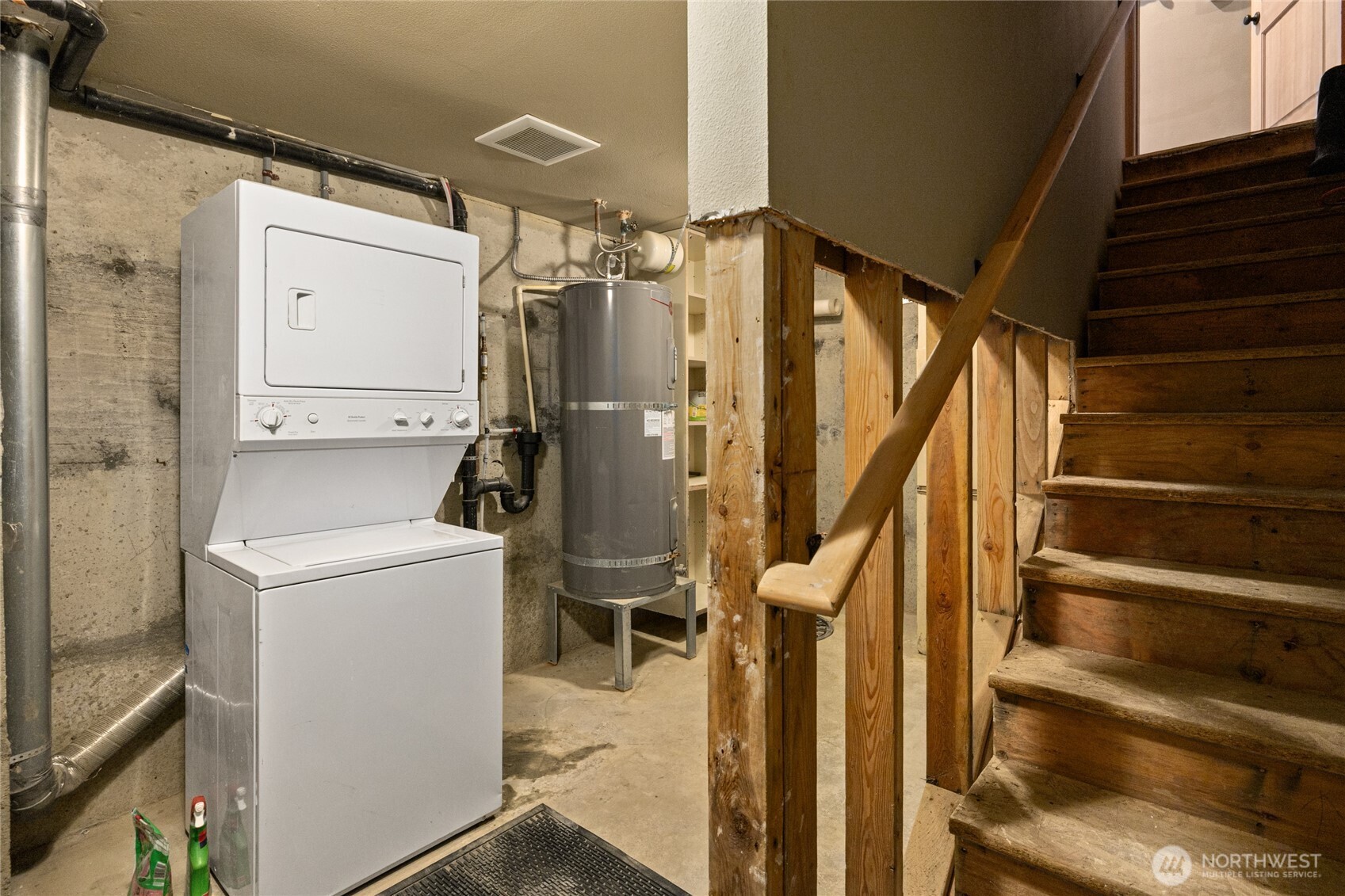 350 Redwood Lane Ronald WA 98940